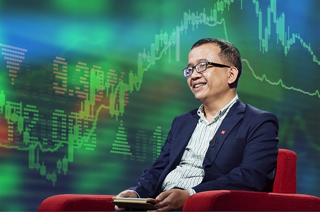 “Phải có đam mê mới tồn tại trên sàn chứng khoán, các tay mơ sẽ nhanh chán sau vài lần thua lỗ”