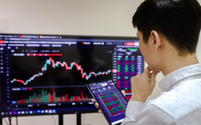 Chứng khoán tháng 4: VN-Index lùi nhẹ, khối ngoại quay đầu