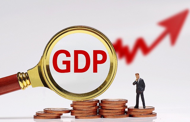 GDP danh nghĩa khác GDP thực như thế nào?