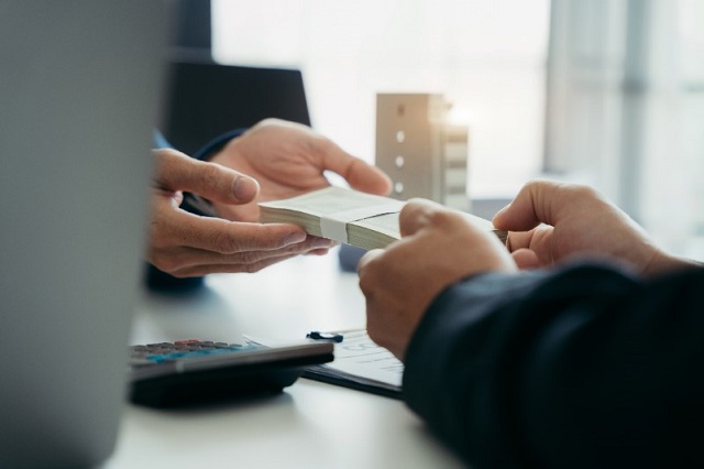 Tín chấp là gì?
