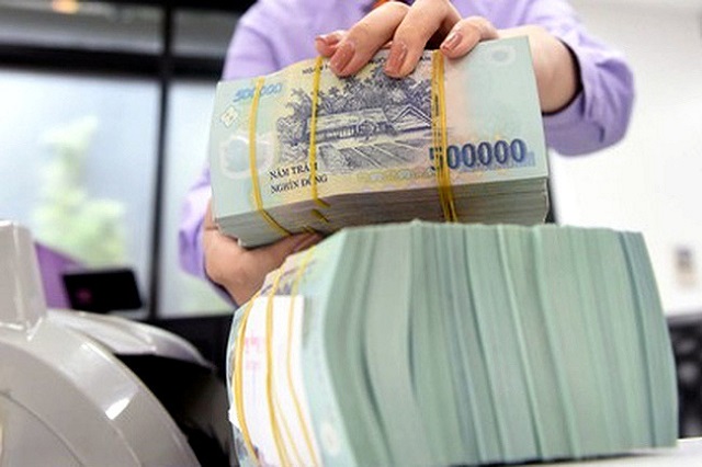 Thủ tướng chỉ đạo NHNN nghiên cứu giải pháp xử lý "Nợ nhóm 5 của nhiều ngân hàng tăng mạnh"