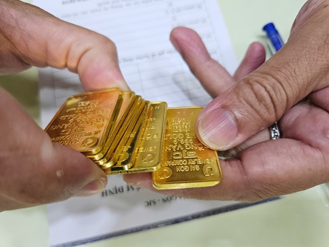 Giá vàng “nhảy múa”, Ngân hàng Nhà nước đề nghị tăng cường thanh, kiểm tra