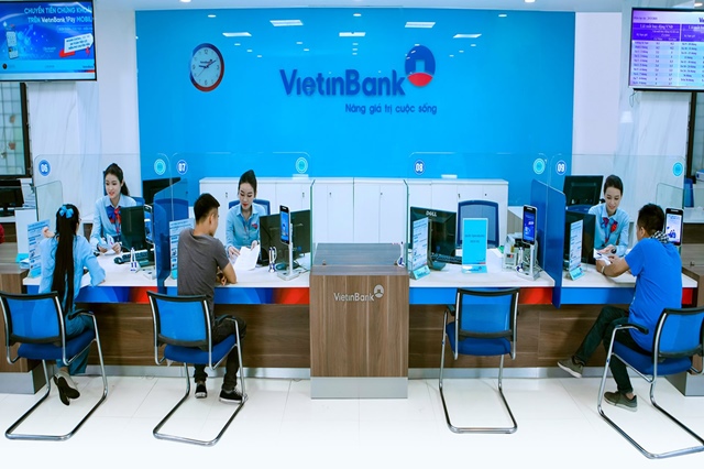 Tỷ lệ nợ xấu cải thiện, VietinBank tăng 62% lãi trước thuế quý 3