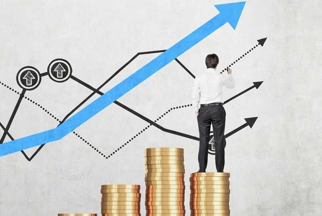 Dòng tiền chảy vào nhóm bảo hiểm, dầu khí