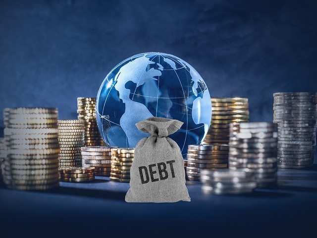 Nghịch lý từ khối nợ công 100 ngàn tỷ USD: Trả hết nợ cũng nguy hiểm như vỡ nợ