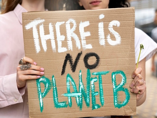 Greenwashing bùng nổ: Khi niềm tin xanh trở thành công cụ tiếp thị