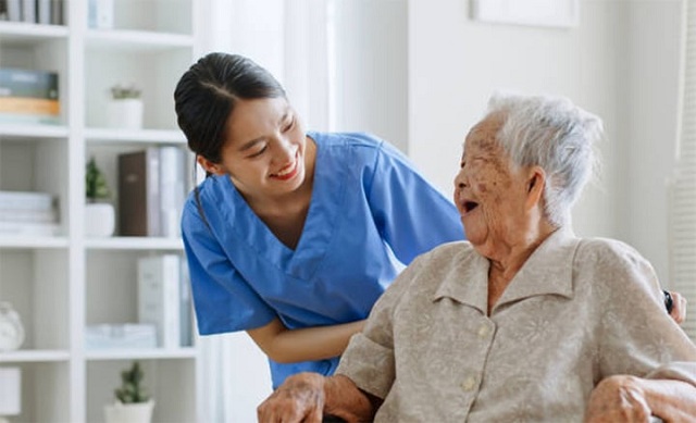 TP.HCM định hướng phát triển mô hình chăm sóc bán trú cho người cao tuổi