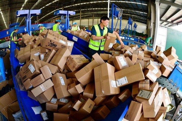 Thu thuế GTGT với hàng trị giá nhỏ qua chuyển phát nhanh bước đầu đạt những kết quả tích cực