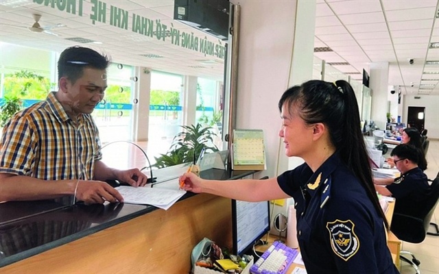 Xuất nhập khẩu tiếp tục là điểm sáng của nền kinh tế- Ảnh 2.