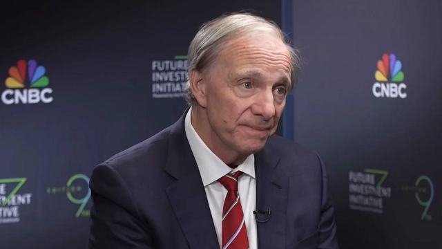 Ray Dalio: Kinh tế toàn cầu có nhiều “vết nứt”, Trung Đông là “Thung lũng Silicon của giới tư bản”