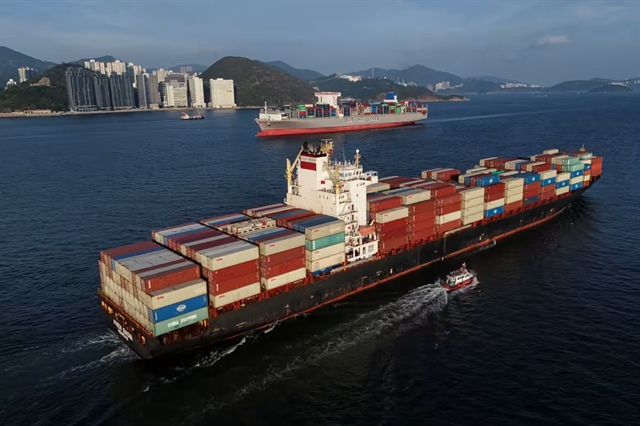 ADB nâng dự báo tăng trưởng Việt Nam lên 7.4%