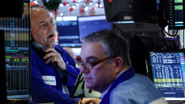 Dow Jones giảm 4 phiên liên tiếp, Nasdaq lao dốc gần 2% vì cổ phiếu Oracle