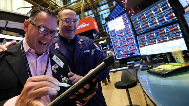 S&P 500 chấm dứt chuỗi giảm 4 phiên liên tiếp