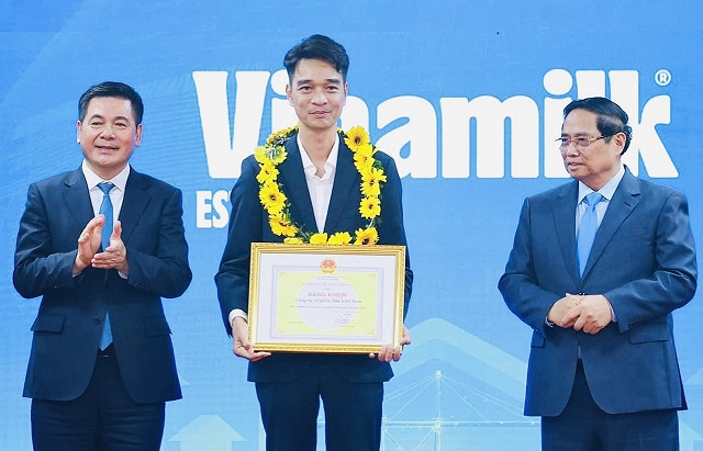 Vinamilk được Bộ Công Thương vinh danh Doanh nghiệp xuất khẩu tiêu biểu 