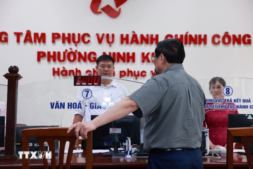 Thủ tướng yêu cầu hoàn tất cắt giảm thủ tục hành chính trước ngày 31/12/2025