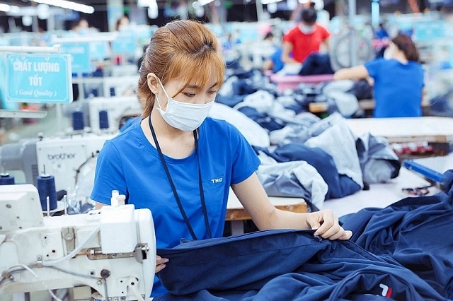 Xuất khẩu dệt may cán mốc 46 tỷ USD trong năm 2025