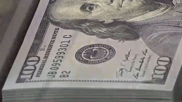 Giá USD lùi sâu về vùng đáy