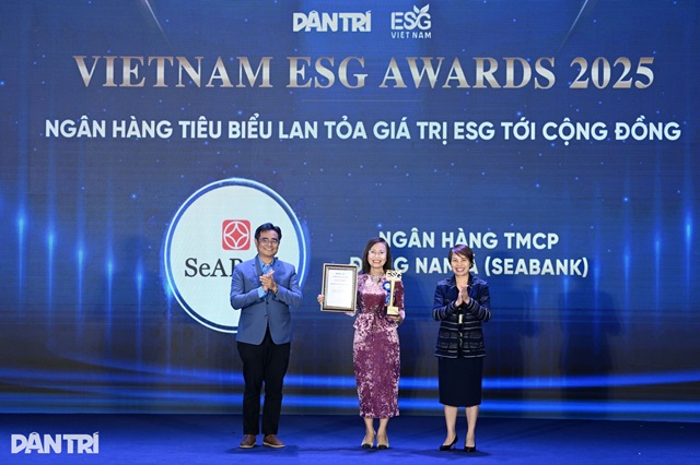 SeABank ghi dấu ấn trách nhiệm xã hội tại Vietnam ESG Awards và Tin Dùng Việt Nam 2025