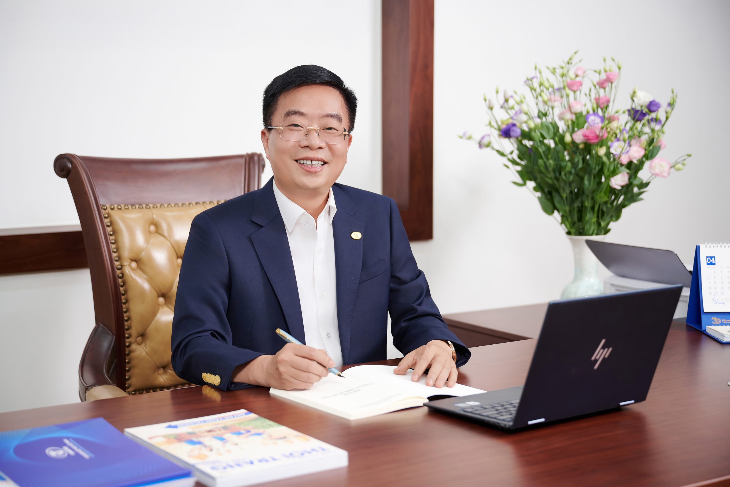Lãnh đạo Vinatex nói gì về 2026 khi cầu dệt may toàn cầu tăng chậm?