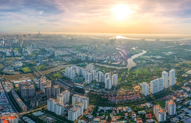 Thị trường bất động sản TP.HCM phục hồi, kỳ vọng hướng tới mục tiêu 2026 tăng trưởng 2 con số 