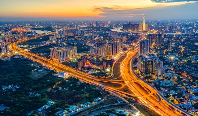 TP.HCM đặt quyết tâm đạt mục tiêu tăng trưởng kinh tế hai con số