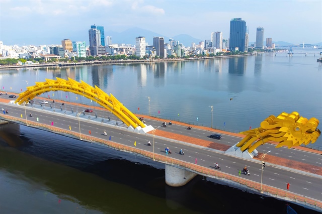Đà Nẵng cấp chứng nhận cho loạt định chế tài chính, TPHCM hoàn thiện bộ máy Trung tâm tài chính