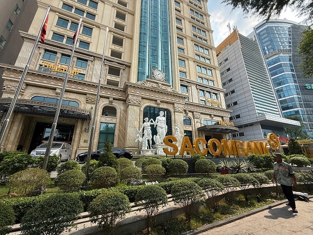 Logo Sacombank xuất hiện tại tòa nhà ThaiSquare Nguyễn Thị Minh Khai