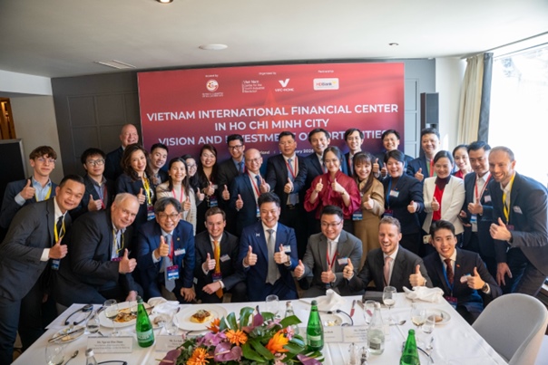 Lãnh đạo TPHCM tham dự WEF DAVOS 2026 tại Thụy Sĩ: Thúc đẩy Trung tâm Tài chính Quốc tế và hợp tác chiến lược toàn cầu