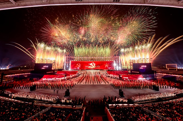 Sun Group khẳng định vị thế “ông lớn pháo hoa” với hàng loạt show diễn đình đám