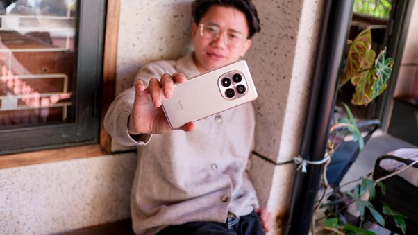 Chọn Redmi Note 15 5G "Sexy" hay "Quái vật" Note 15 Pro pin 6.500mAh?