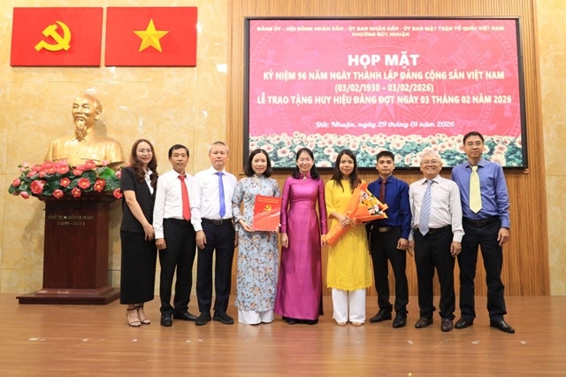 Thành lập Chi bộ Tạp chí Điện tử Tài chính và Cuộc sống