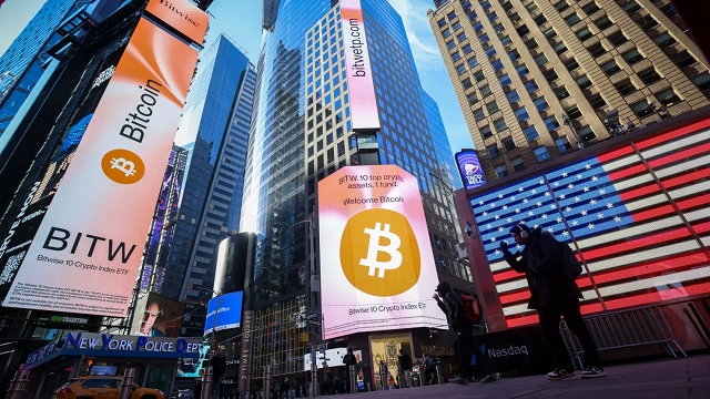 Bitcoin rớt mốc 72,000 USD, chuyên gia chỉ ra mốc hỗ trợ quan trọng