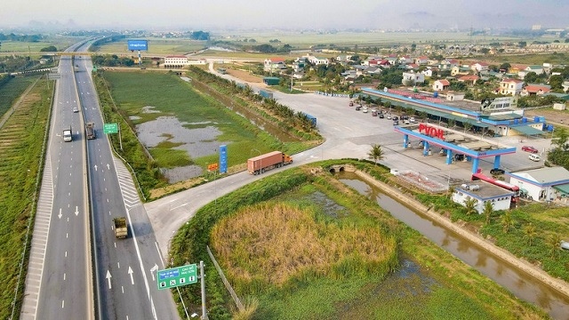 Đưa 17 trạm dừng nghỉ trên cao tốc vào hoạt động dịp Tết Bính Ngọ