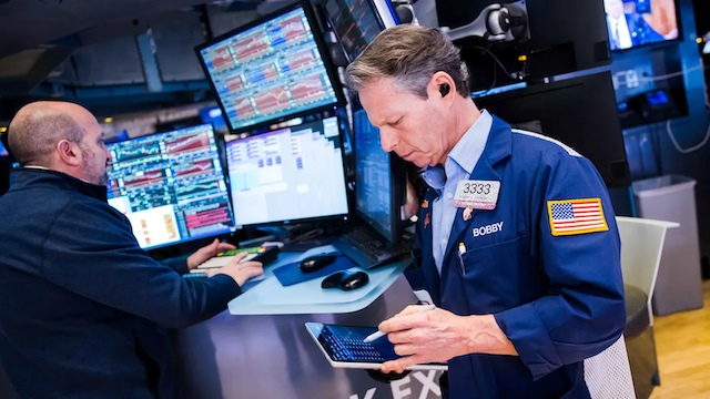 S&P 500 quay đầu giảm vì cổ phiếu AI