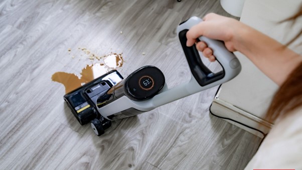 Máy hút bụi gia đình giá rẻ: Giải pháp dọn nhà nhanh gọn