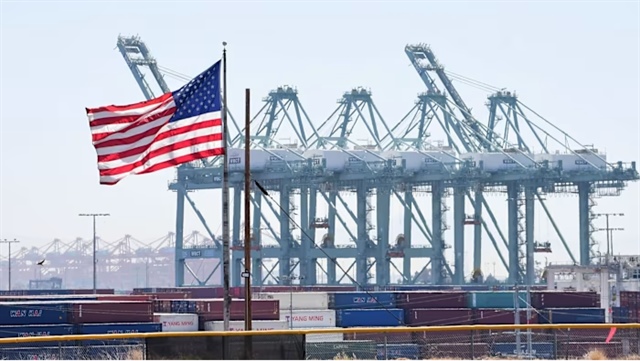 Nóng: Ông Trump áp thuế toàn cầu 10% thay vì 15% sau phản ứng của các đồng minh | Fili