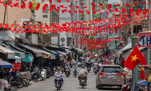 Bộ Nội vụ làm rõ về thông tin hoán đổi để nghỉ Giỗ Tổ, 30/4-1/5 kéo dài 9 ngày