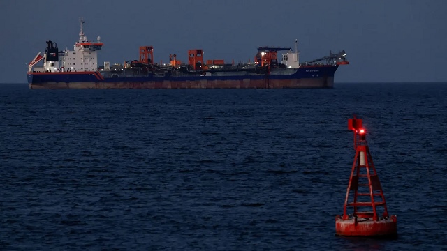 Iran vẫn chuyển hàng triệu thùng dầu sang Trung Quốc qua Eo biển Hormuz giữa lúc chiến sự