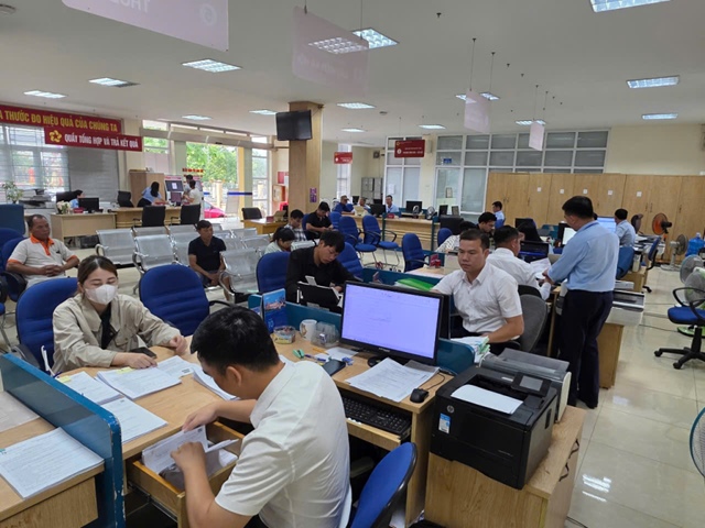 Chính quyền nhiệm kỳ mới phải hoạt động trước 01/04