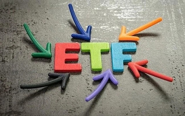 VNM ETF tiếp đà bán ròng trong tuần công bố review danh mục