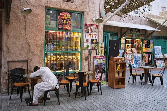 Du lịch Dubai lao đao vì tên lửa Iran