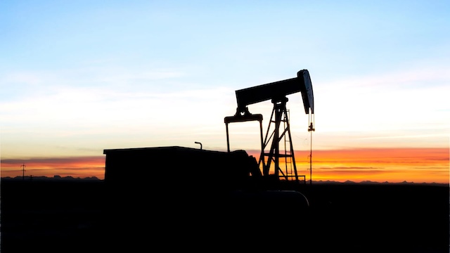 Dầu Brent vượt 112 USD/thùng sau khi Iraq tuyên bố bất khả kháng