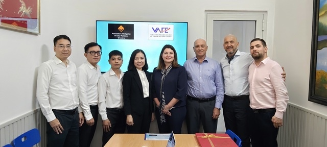 VAFE và Hiệp hội Giám đốc Quan hệ Nhà đầu tư Bulgaria hướng đến hợp tác chiến lược