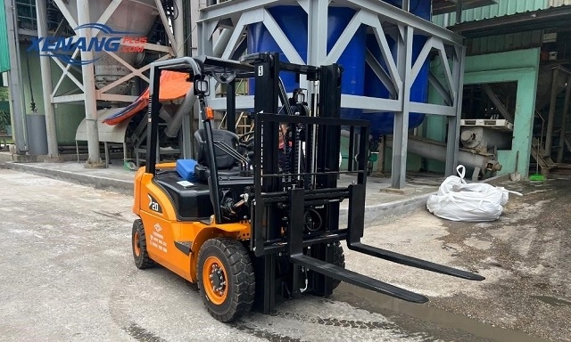 Xe Nâng Plus - giải pháp tối ưu vận hành cho doanh nghiệp