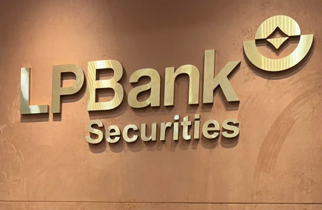 LPBS muốn vay hạn mức 6,800 tỷ đồng từ LPBank