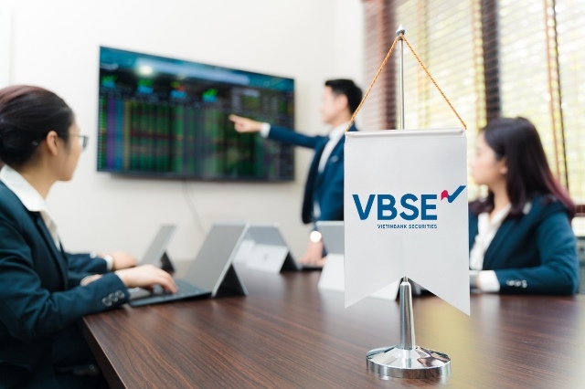 Dự báo VN-Index đi ngang dài trong 2026, Chứng khoán VietinBank đặt kế hoạch lợi nhuận giảm 36%