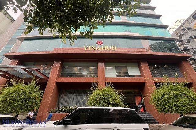 Âm vốn chủ, Vinahud bị hạn chế giao dịch