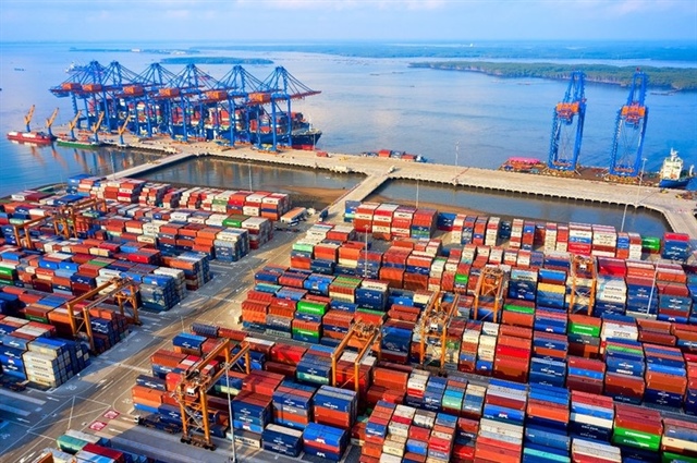 Bộ Tài chính ban hành quy định mới về mức thu phí, lệ phí tại cảng, bến thủy nội địa