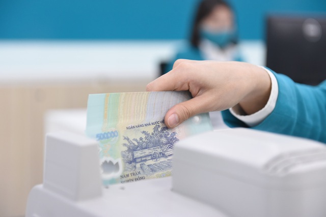 Lãi suất tiền gửi tăng sức hấp dẫn, huy động vẫn “hụt hơi” trong quý 1