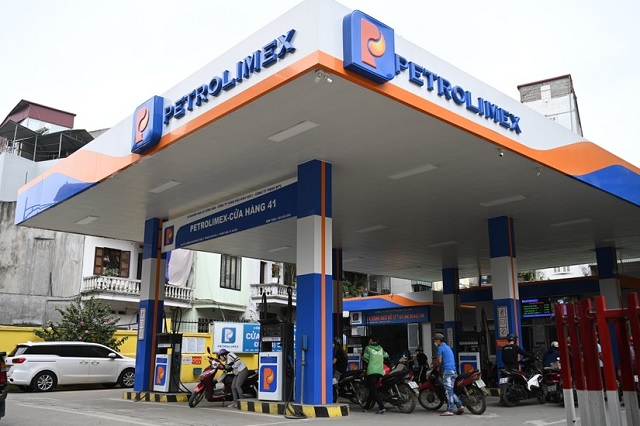 Petrolimex: Tác động của xe điện sẽ dần mạnh mẽ hơn, làm giảm sản lượng xăng thành phố
